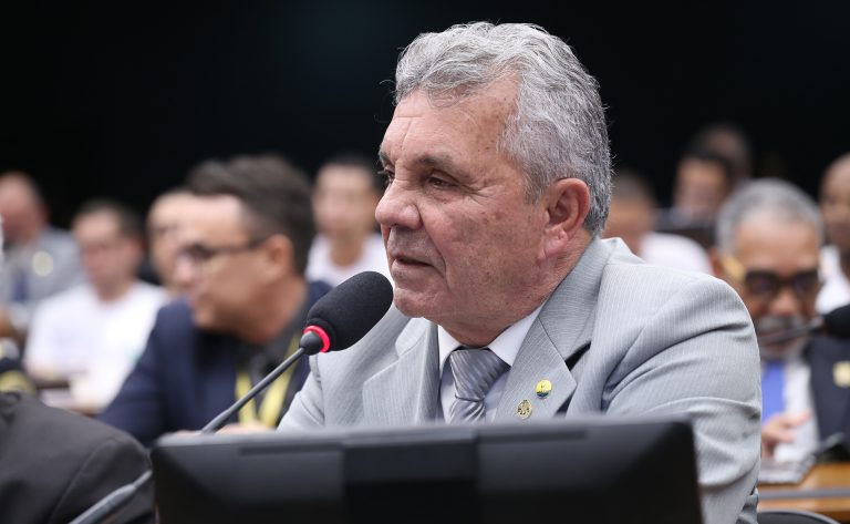 Comissão aprova aumento de pena para quem provocar incêndios em vegetação