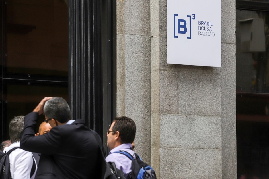 Tendência é que o Ibovespa continue subindo, diz estrategista