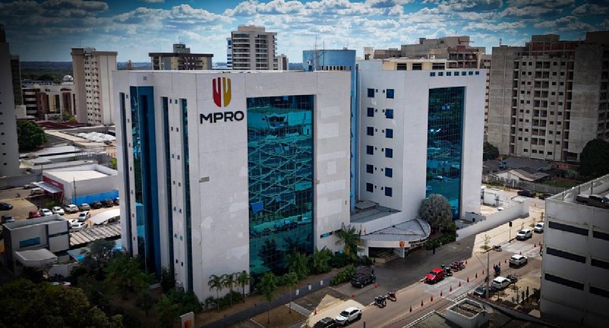 MPRO atua em júri e agente condenado por homicídio morre após reagir à prisão