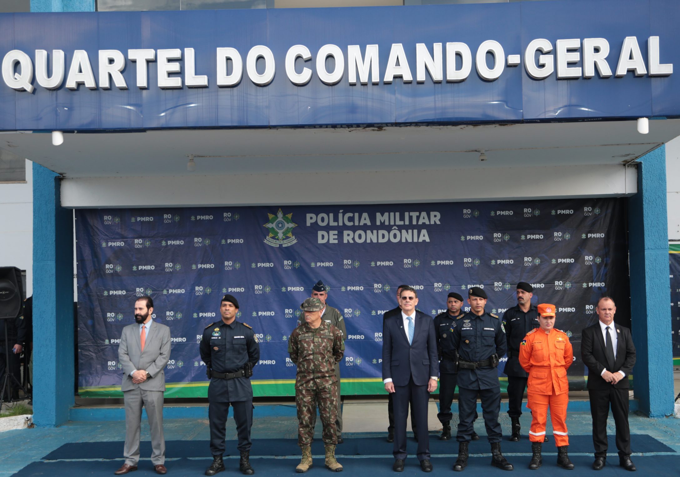 Governo de RO promove militares em solenidade alusiva a Tiradentes