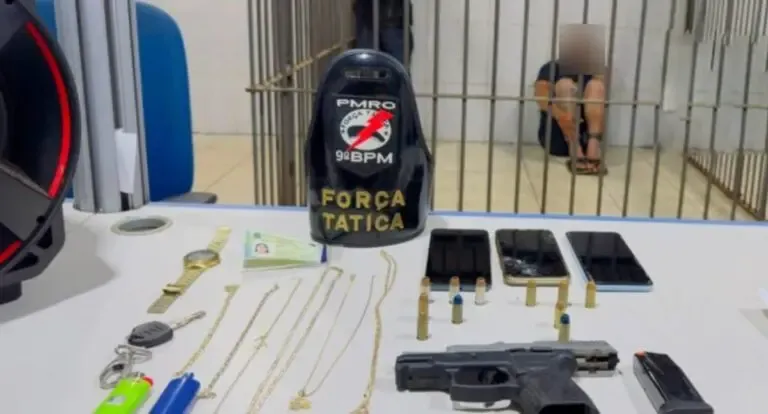 Trio é preso por porte ilegal de arma de fogo em Porto Velho