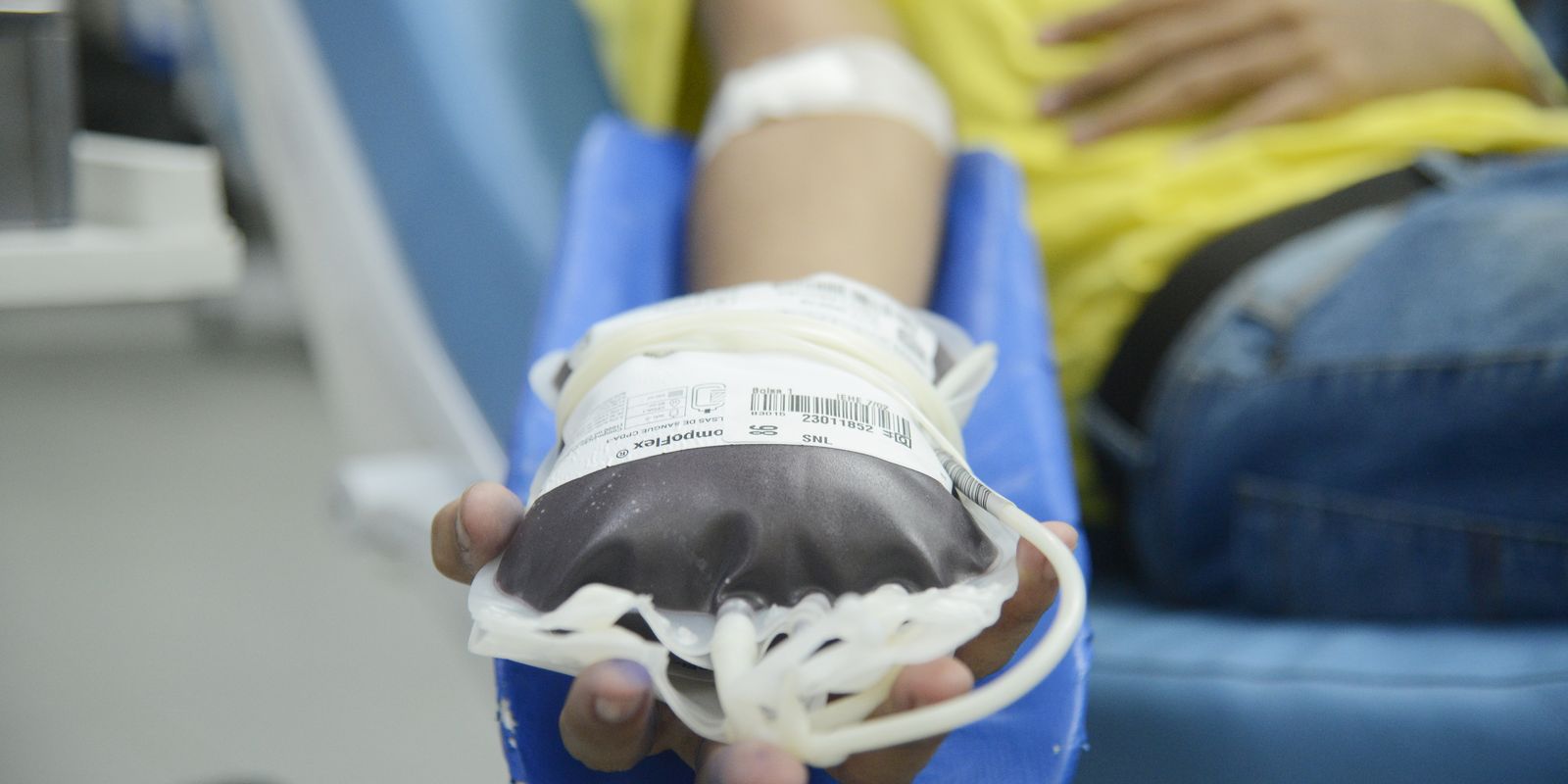 Doação de sangue: espera para quem fez tatuagem e piercing será menor