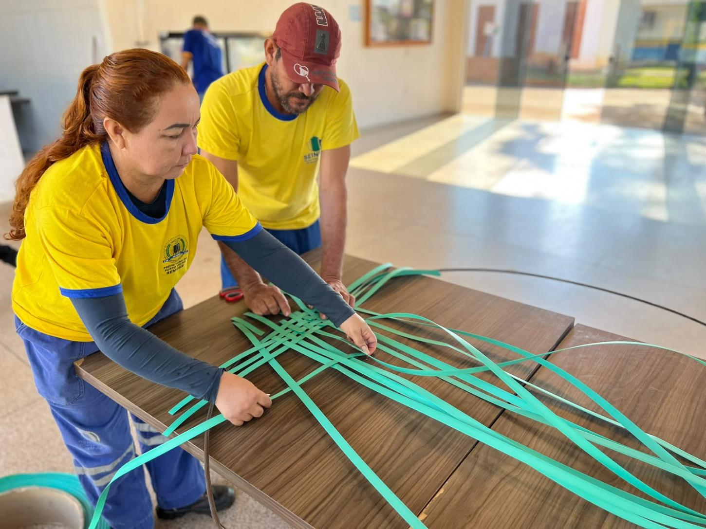 Paneiros produzidos por servidores formam cobertura para o Pocket Park
