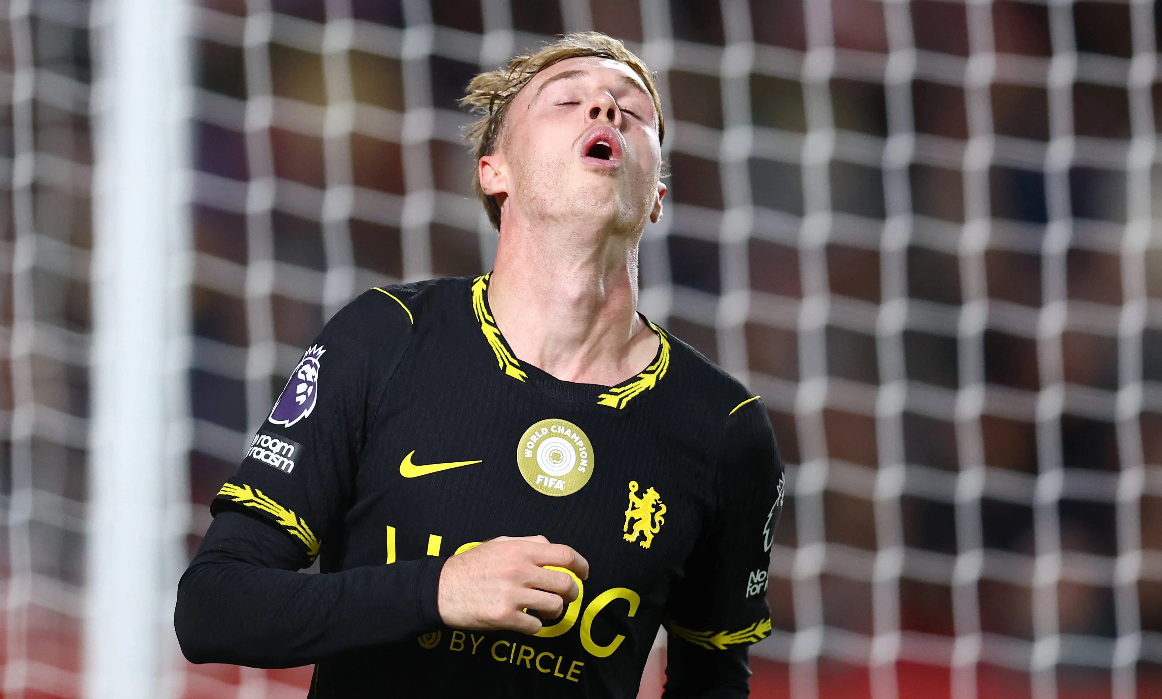 Derrota para o Brentford impõe cenário novo ao Chelsea, que vê principal virtude não funcionar