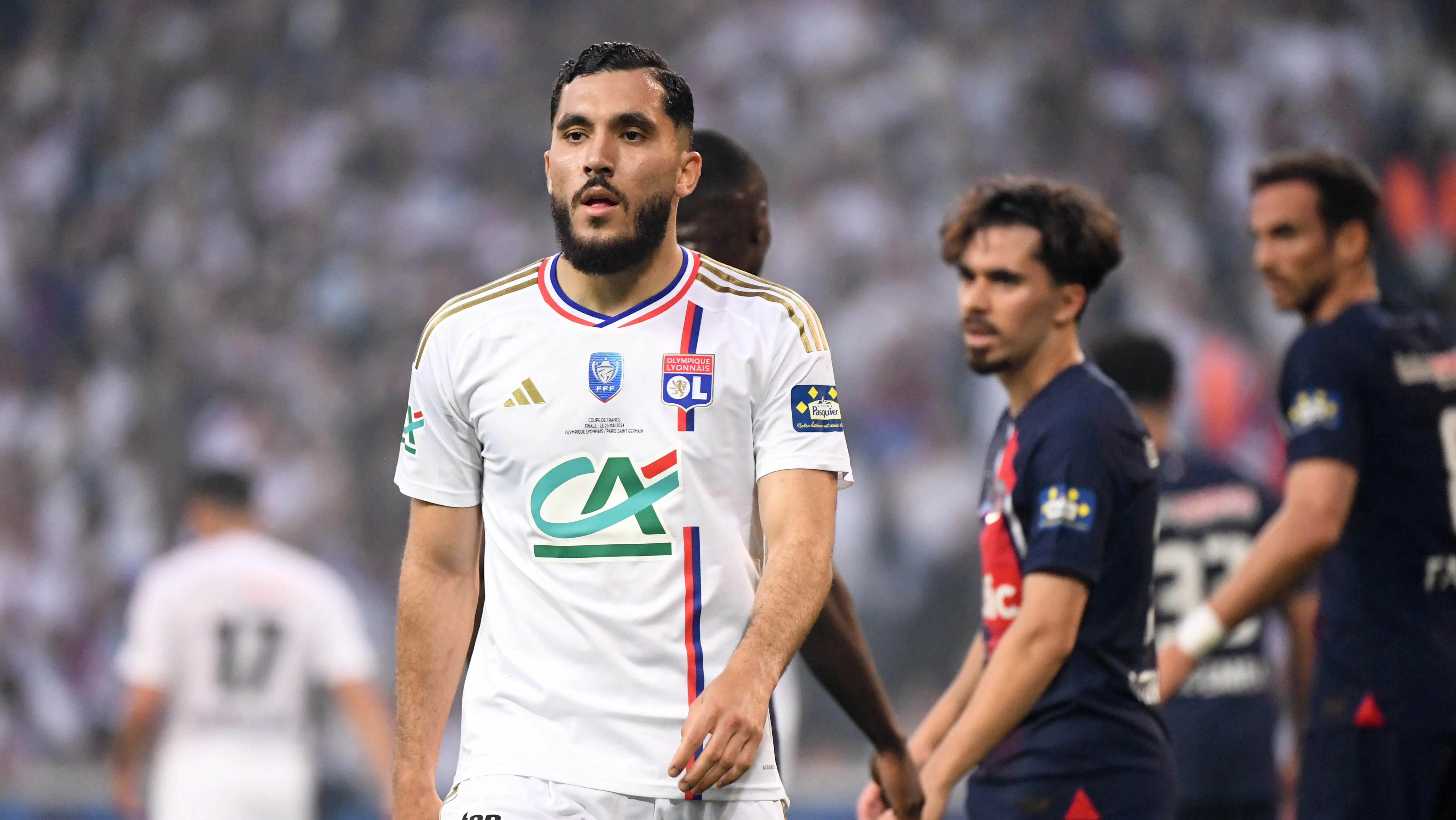 Como acordo entre Cherki e PSG falhou graças ao Borussia Dortmund e ajudou o City